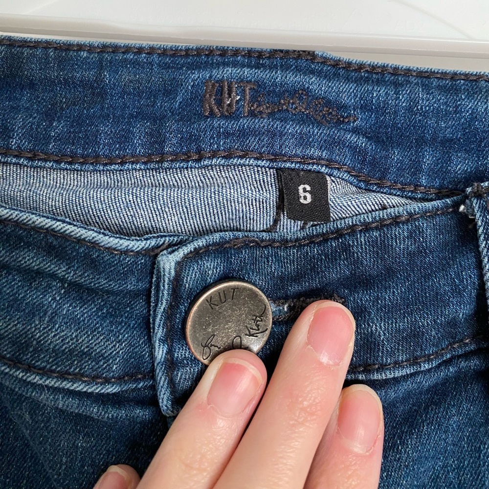 Kut from the Kloth Skinny Jeans - Picture 3 of 4